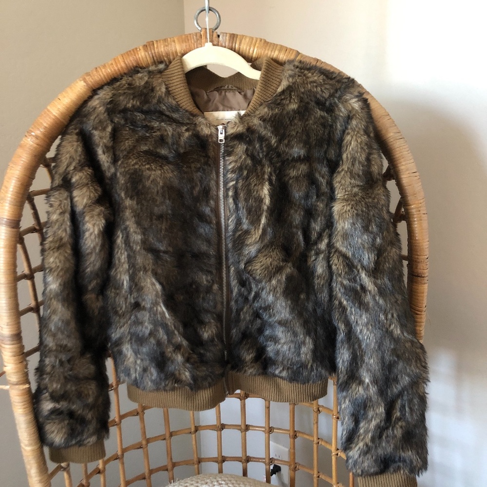 Hollister faux fur jacket